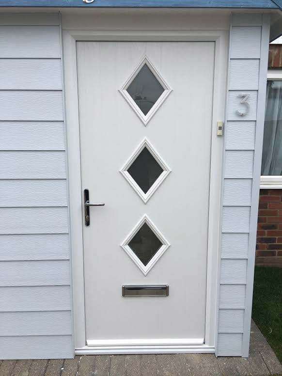 3 Diamond Composite Front Door in White